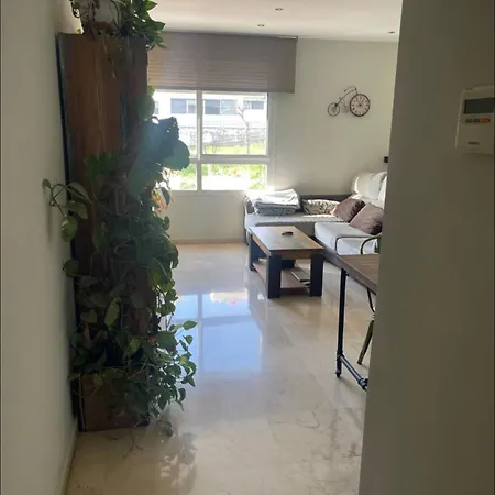Homestay Individual Con Bano Privado En Piso De Lujo