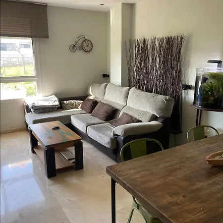 Homestay Individual Con Bano Privado En Piso De Lujo San Juan de Aznalfarache
